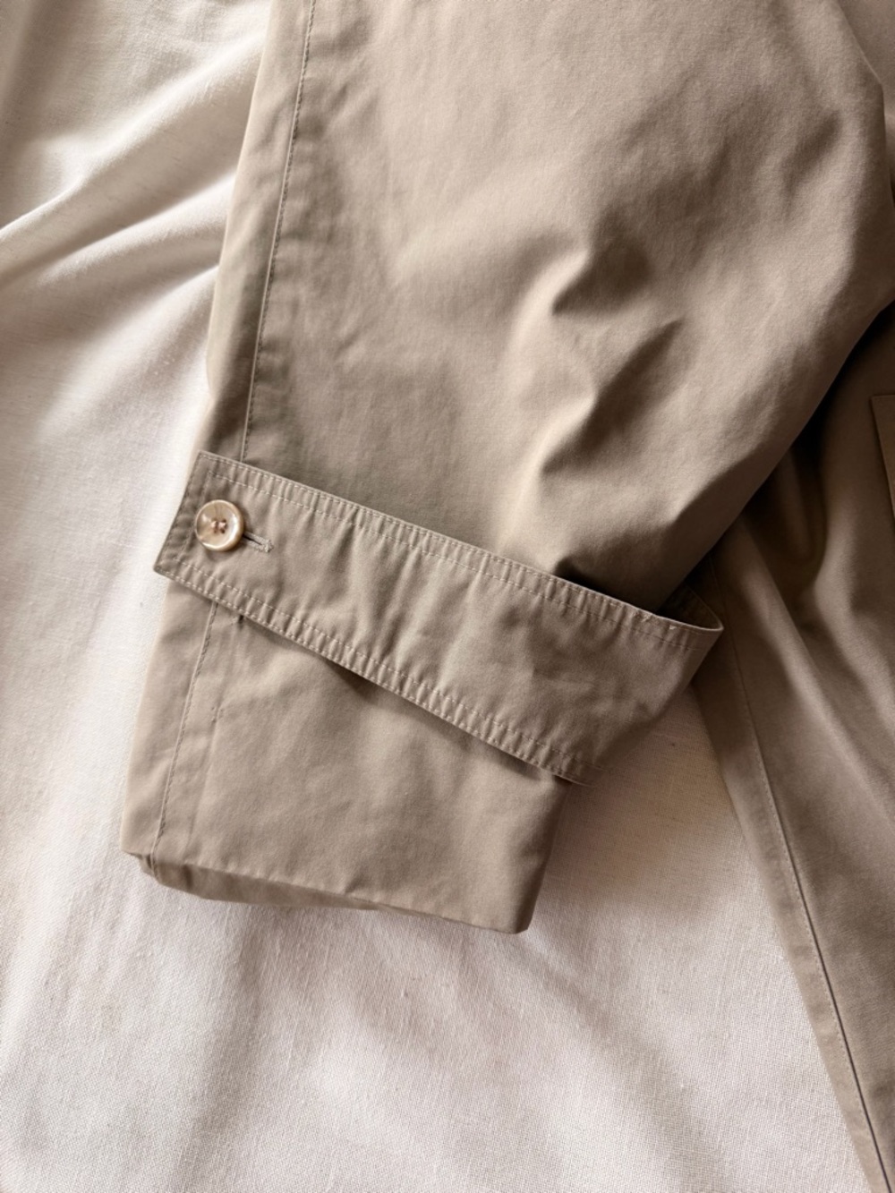 London Fog Beige Trench Coat with Black Collar - Picture 2 of 4